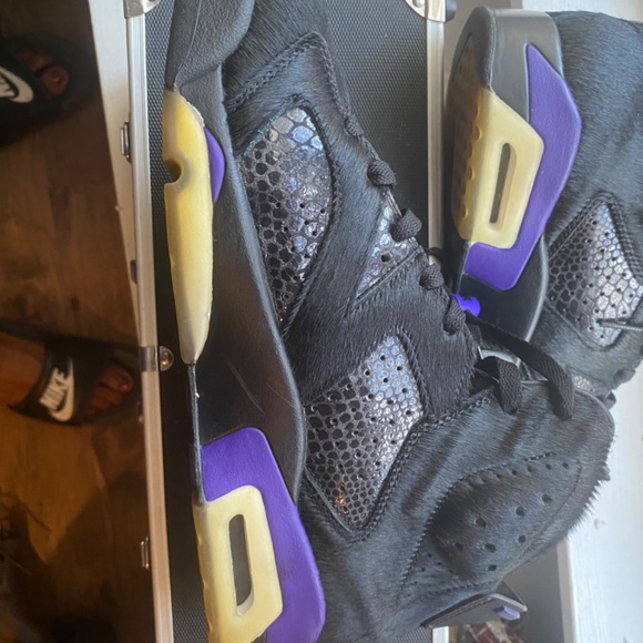 Social Status x Air Jordan 6 Retro \'Pony Hair\'